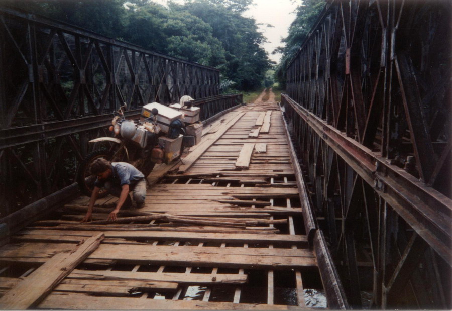 Zaire bridge